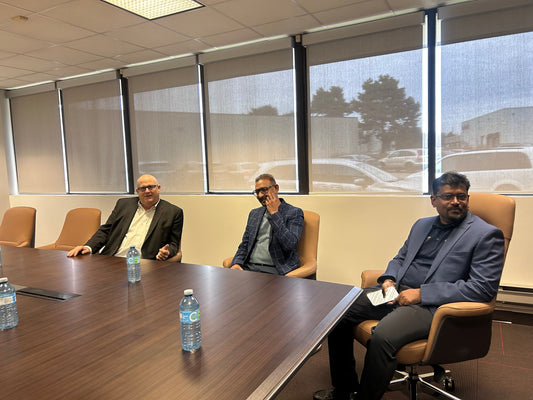 Pickering Mayor Kevin Ashe Visits HiTech Bay Inc.